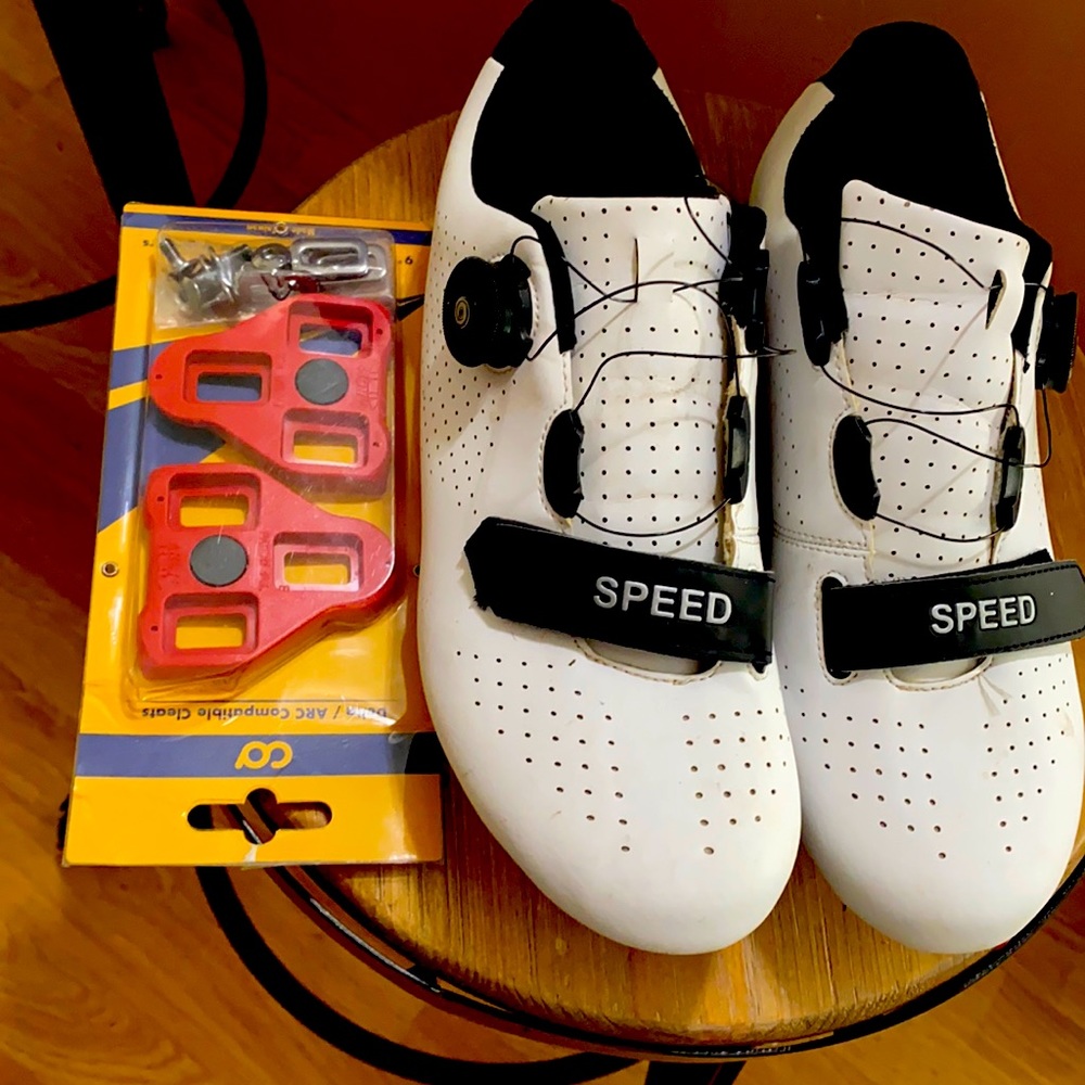Shoes for clip on bike peloton with Delta clips compatible for Pelaton